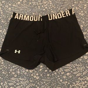 Women’s Under Armour Play Up shorts- Black